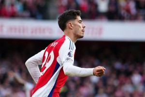 半岛体育官方入口-罗马诺：哈弗茨膝盖受伤&amp;几小时内评估伤情，阿森纳考虑引援