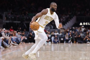 半岛体育-稍微出出汗！杰伦·布朗17中8拿到20分 另有8板5助4断&amp;三分3中1