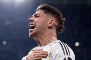 半岛体育-巴尔韦德vs曼城数据：完成帽子戏法，4抢断+3解围+1拦截